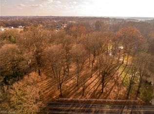 Orion St NW, North Canton, OH 44720