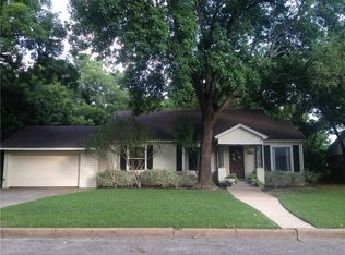 507 W Denton St, Ennis, TX 75119
