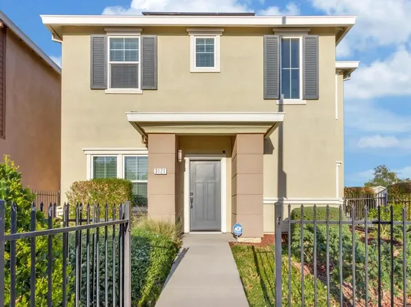3121 65th St, Sacramento, CA 95820