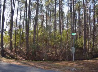 405 Laurel Ct NW, Calabash, NC 28467