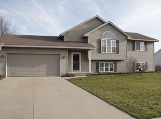 3865 Sydney Ct NW, Grand Rapids, MI 49534