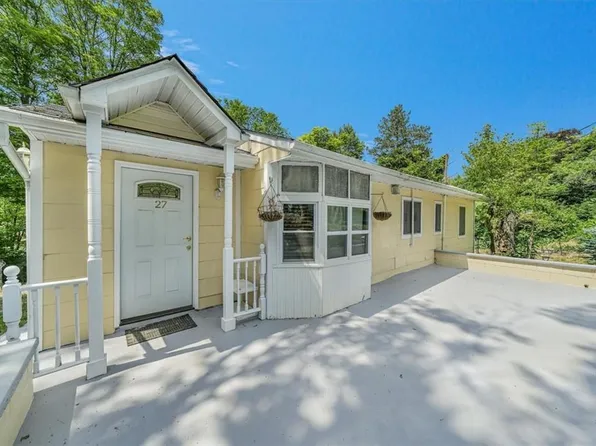 27 Woodycrest Trail, Monroe, NY 10950