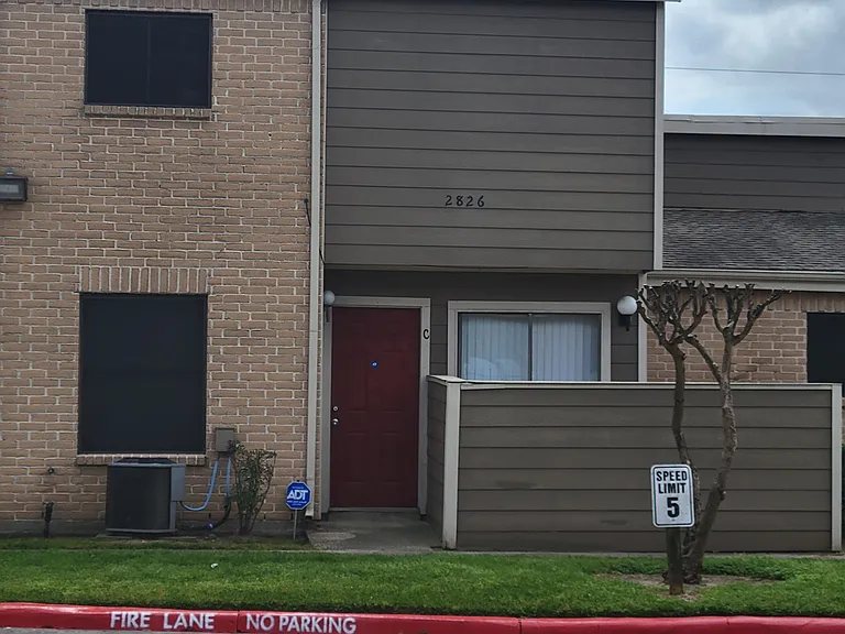 Trailing Vine Apartments — Photo 32