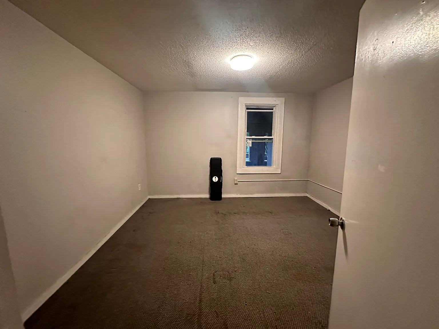 2 bed, $1,299 — Photo 2