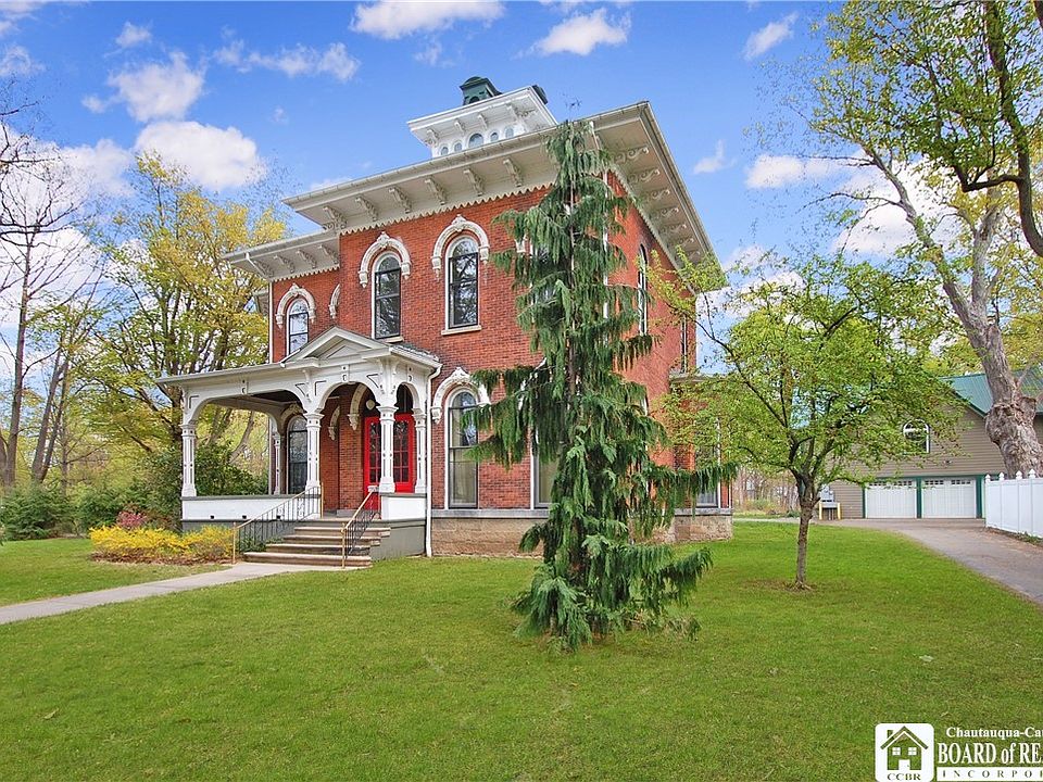 118 W Main St, Westfield, NY 14787 Zillow