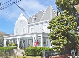 52 S Battery St, Charleston, SC 29401