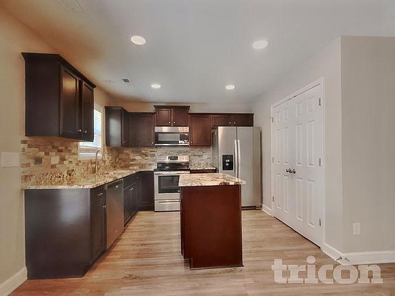 4th image of 1655 Crestlawn Trl