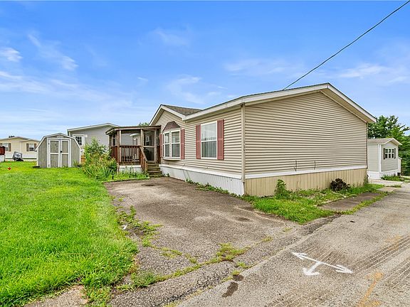 2nd image of 736 Regent Dr