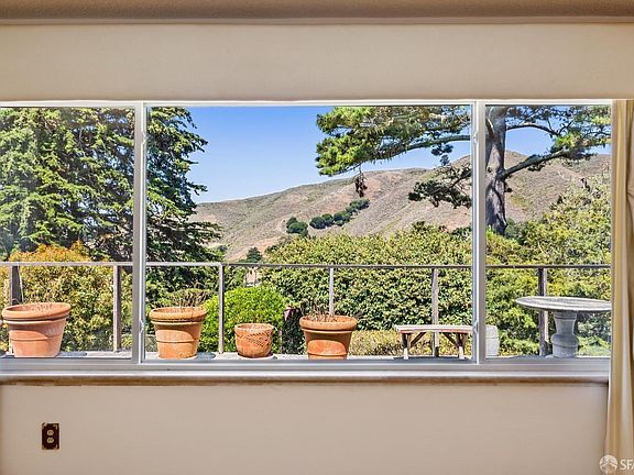 5th image of 555 Talbot Avenue