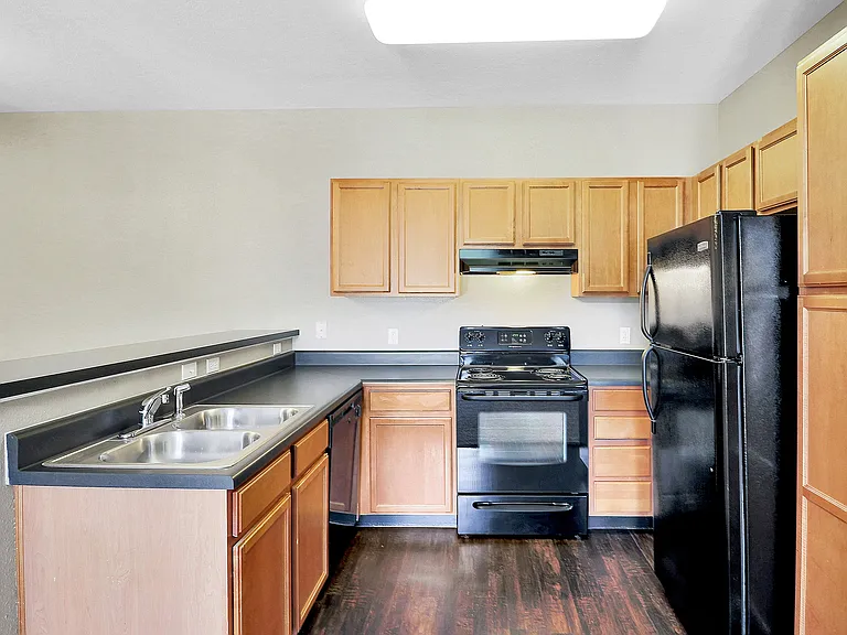 Mountain Ranch Apartments — Photo 18