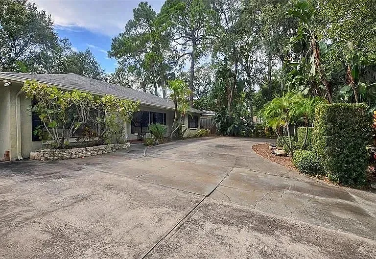 3611 S Coolidge Ave — Photo 18