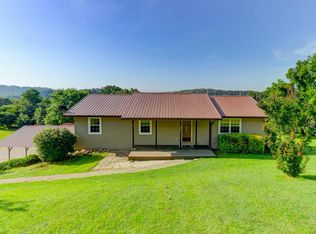 1819 Oakmont Cir, Louisville, TN 37777