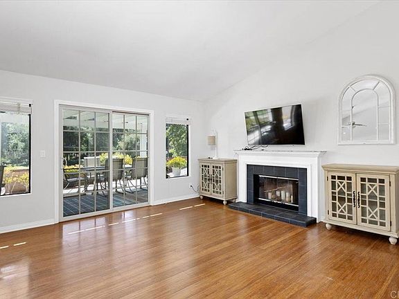 5th image of 4233 Los Padres Dr