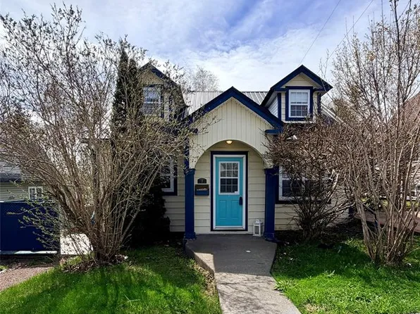 7 Beaumont Avenue, Grand Falls-Windosr, NL A2A1Z5