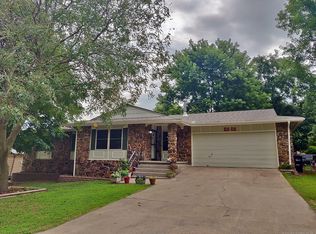 2505 Diffee Dr, Tahlequah, OK 74464