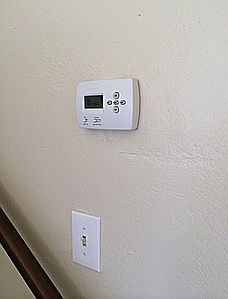 4th image of 2804 Cottonwood Ln
