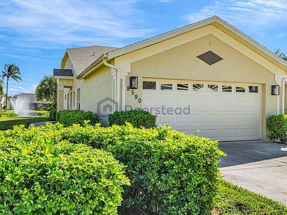 3rd image of 8590 Ibis Cove Cir