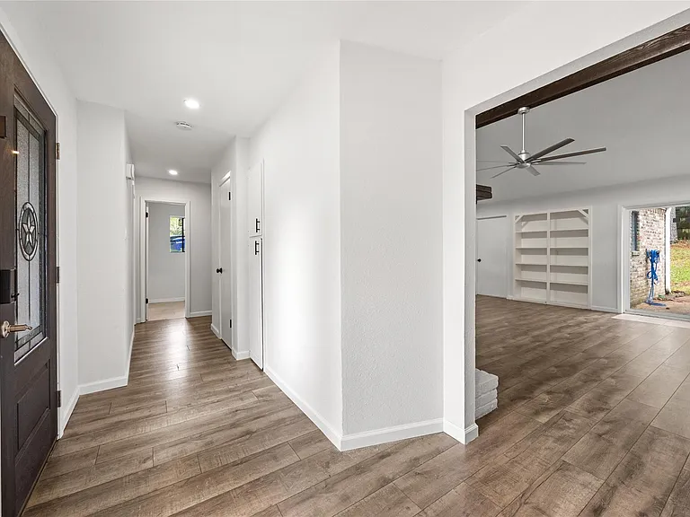 431 Evergreen Dr — Photo 6