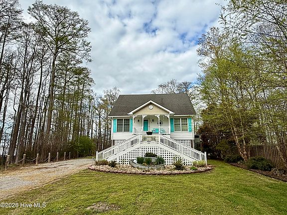 3rd image of 380 Beech Bay Road