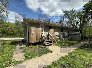 708 N Willow Ave, Sugar Creek, MO 64053