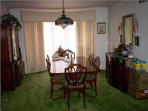 4th image of 605 Resweber St