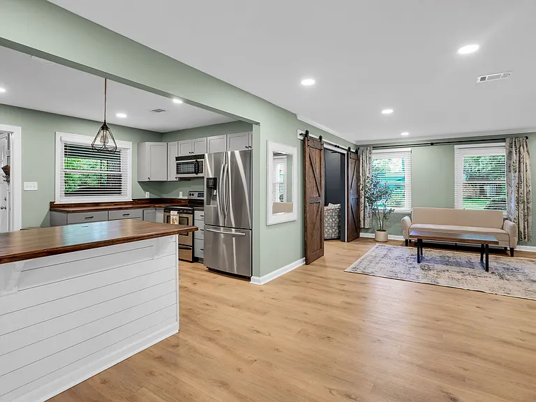 9 Hillyer Dr — Photo 14