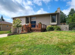 722 S Garfield Ave, Mason City, IA 50401