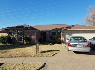 413 Miranda Ter, Bedford, TX 76021