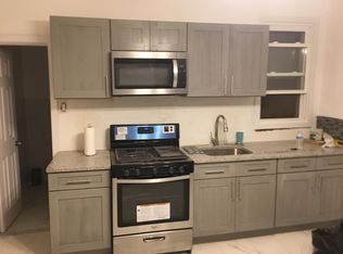 89 W 53rd St, Bayonne, NJ 07002