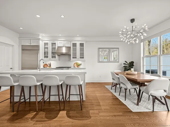 77 Havemeyer Lane #73, Stamford, CT 06902
