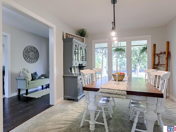 4th image of 801 W Pioneers Blvd