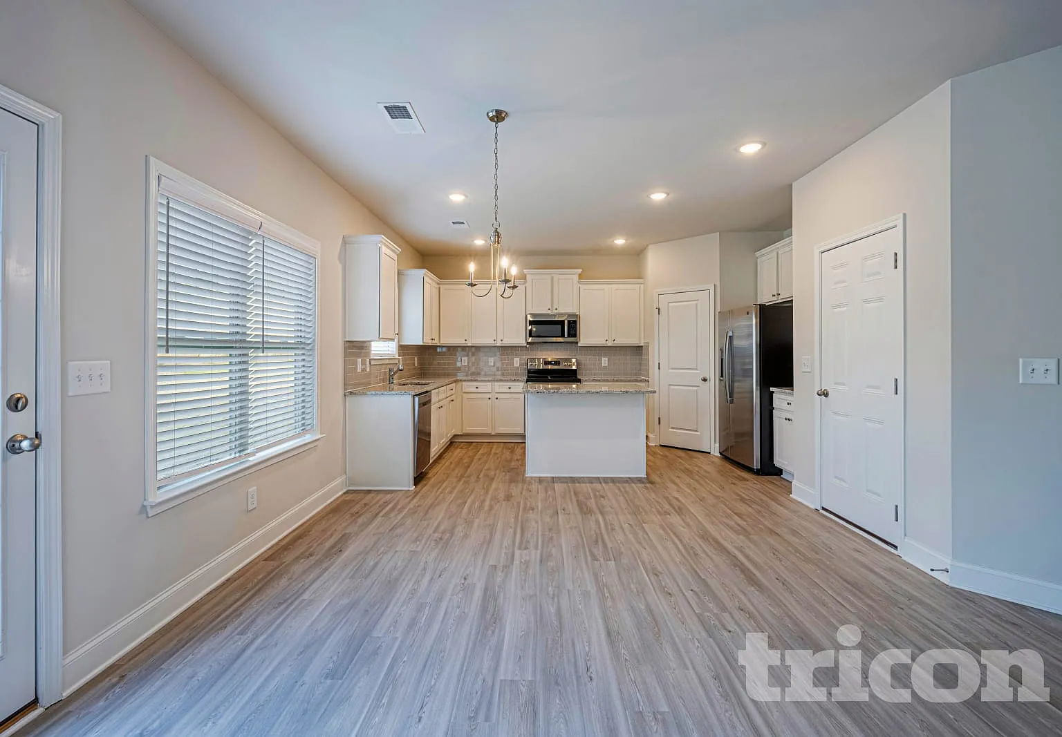 204 Margrave Dr Holly Springs GA — Photo 4
