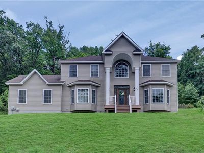 1964 State Route 32, New Windsor, NY, 12553