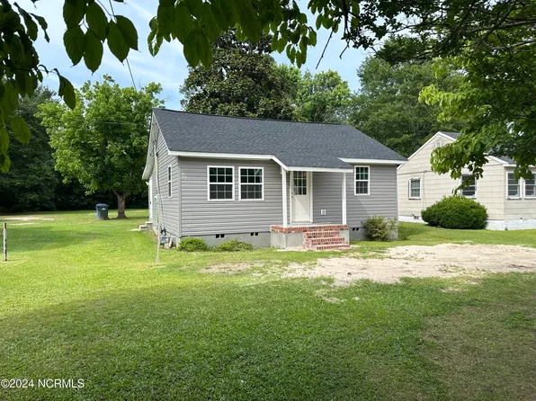 622 E Vance Street, Laurinburg, NC 28352