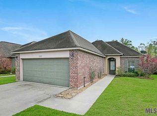 3243 Nicholson Lake Dr, Baton Rouge, LA 70810