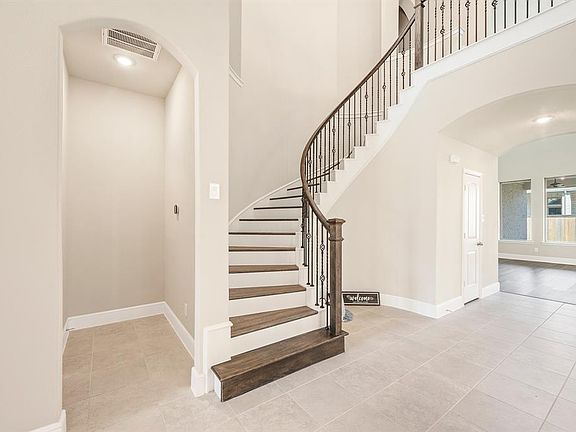 5th image of 19018 River Otter Ln