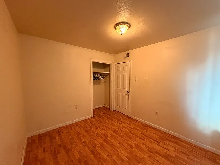 701 Lesseps St #E — Photo 10