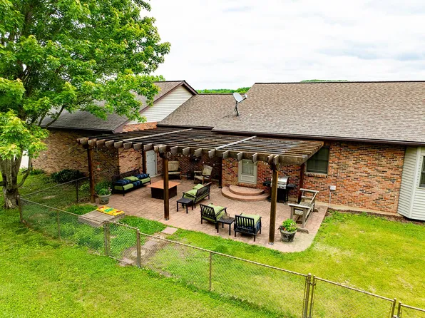 61419 Crooked Creek Pl, New London, MO 63459
