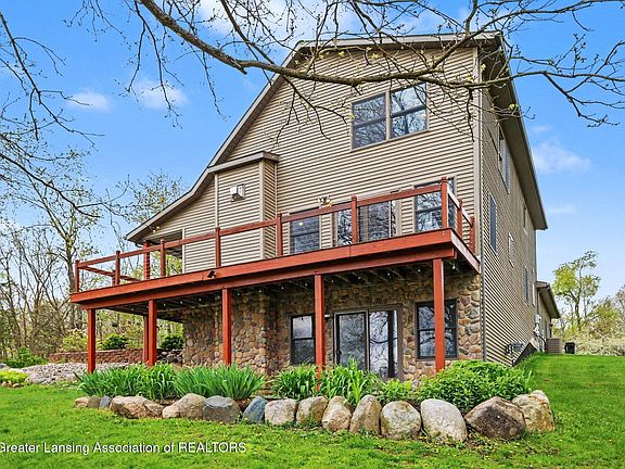 5th image of 1407 Hayes Rd