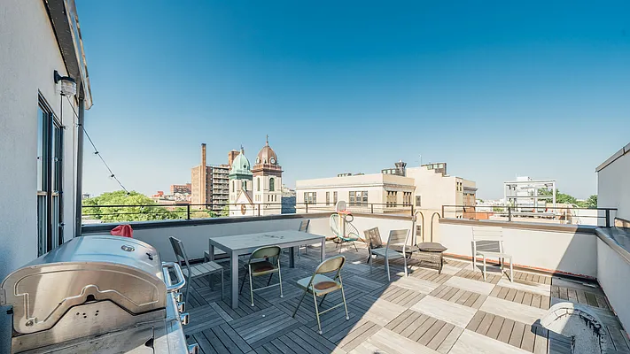 Rented by Nooklyn NYC LLC | media 13