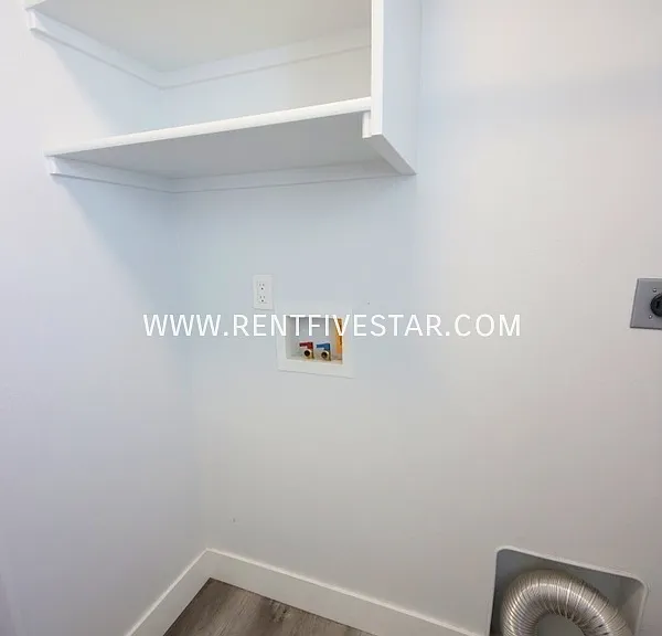 1142 Valencia Dr — Photo 16