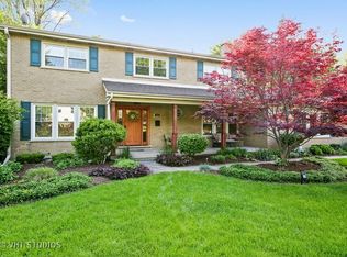 1234 Gamon Rd, Wheaton, IL 60189