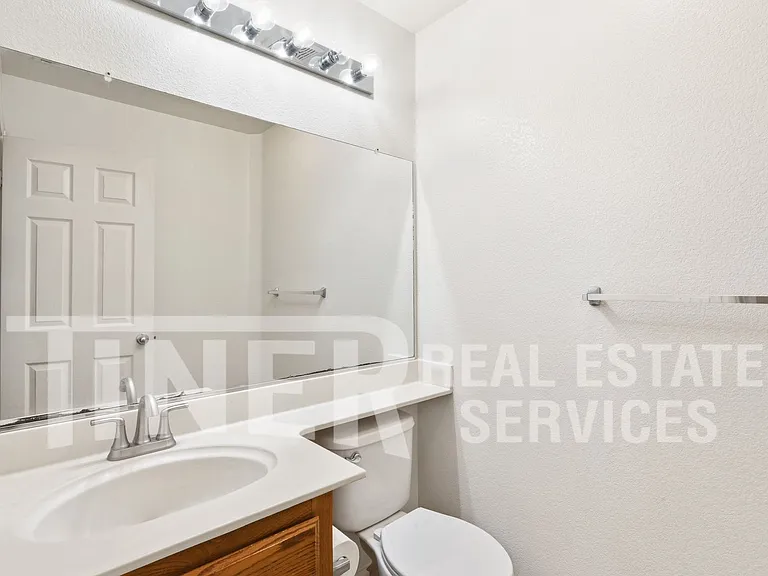 6931 Romanzo Way — Photo 22