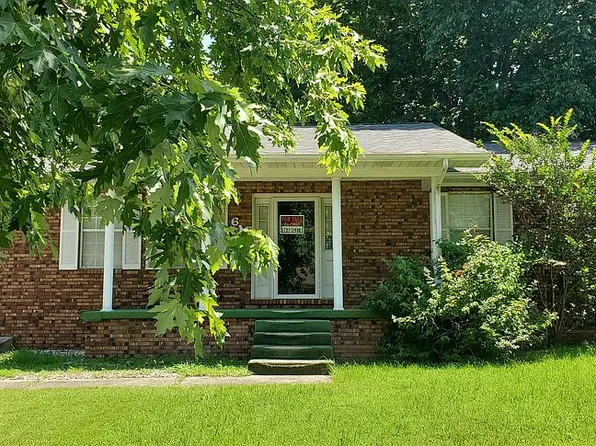 616 Carolyn Dr, Poplar Bluff, MO 63901