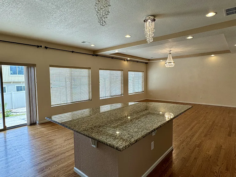 Kitchen/Living