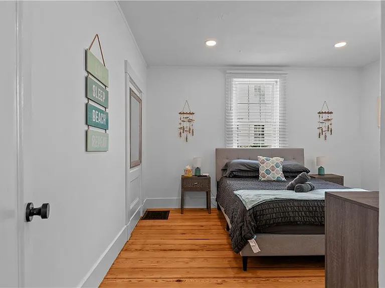 13 Sherman St #1 — Photo 15