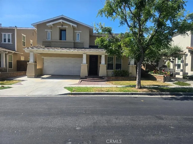 2226 Evans St — Photo 1