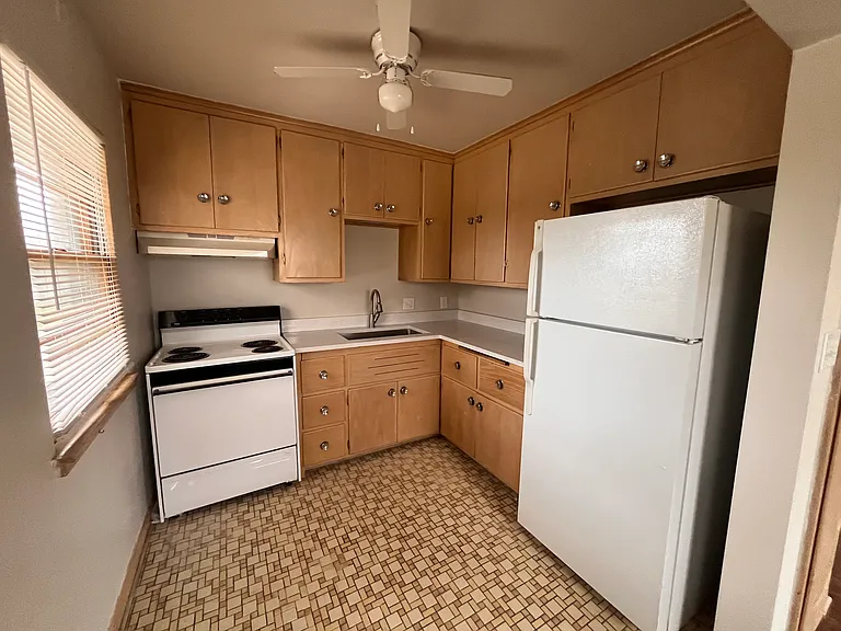 5500 S Trinthammer Ave #3 — Photo 2