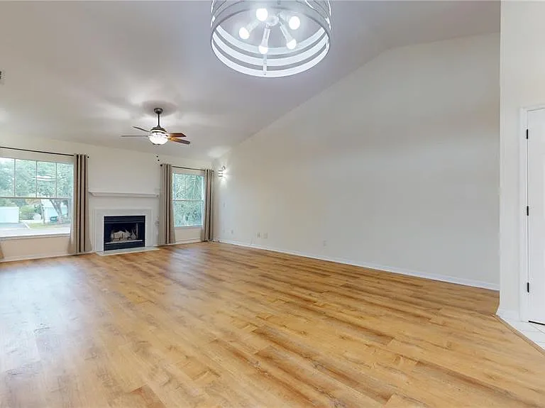 315 S Edison Ave #15 — Photo 7