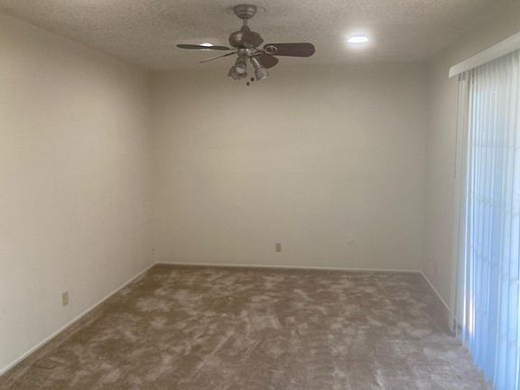 5th image of 1361 Stanwood Dr